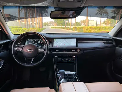 2020 KIA CADENZA 照片 11