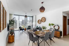 Dubai Eye View | Deluxe Stay | Bright Unit