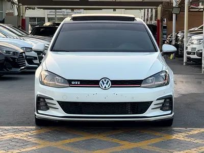جولف GTI موديل 2018 خليجى بانوراما فل اوبشن صبغ الوكاله بحاله ممتازه
