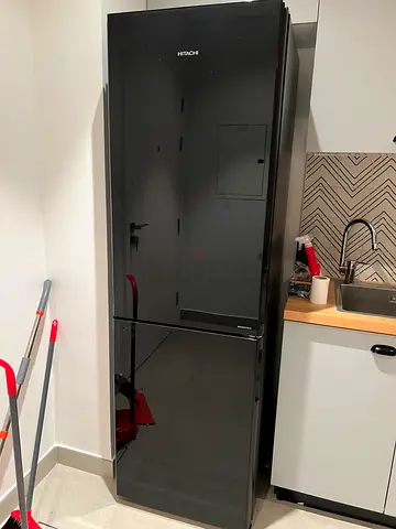 Hitachi Bottom Freezer 410L