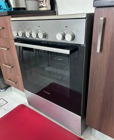 Bosch 4 Zone Electric Ceramic Cooker – 60x60 cm Premium Model