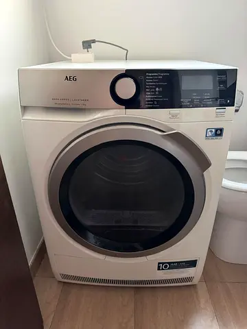 AEG Free Standing Condenser Dryer 8 kg T7DBE831 FREE DELIVERY +WARRANTY