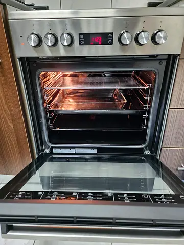 Beko Electric Ceramic Cooker 60cm