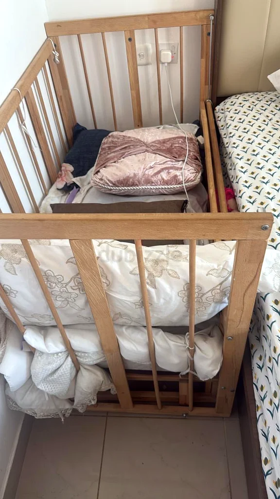 Baby cot with mattress dubizzle
