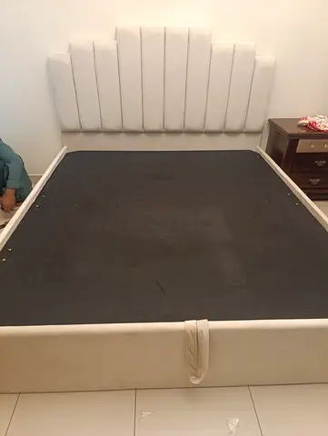 Brand new queen size bed frame available on sale