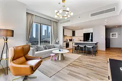 Bright 2BR APT Near The Burj Khalifa &amp; Dubai Mall | Furnished | Flexible term