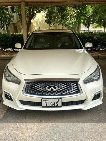 Infiniti Q50 lux trim USA AWD