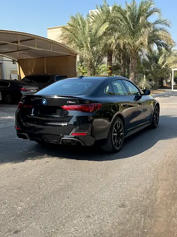 صورة 5 لـ 2025 BMW I4