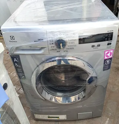 Looking Brand New type 8 kg Electrolux Washing machine For Sale With Free Delivery