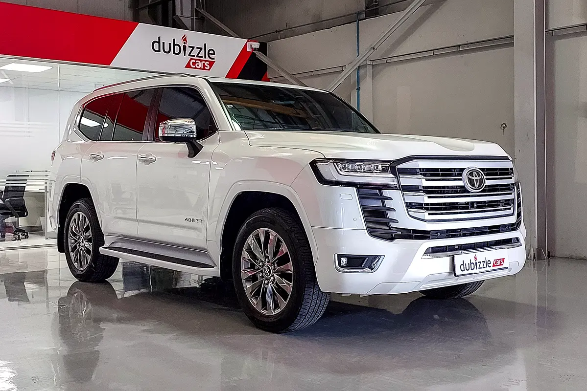 Toyota Land Cruiser 2023 — photo 1 of 18