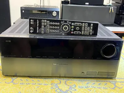 7.1 HARMAN KARDON AVR 255 AMPLIFIER