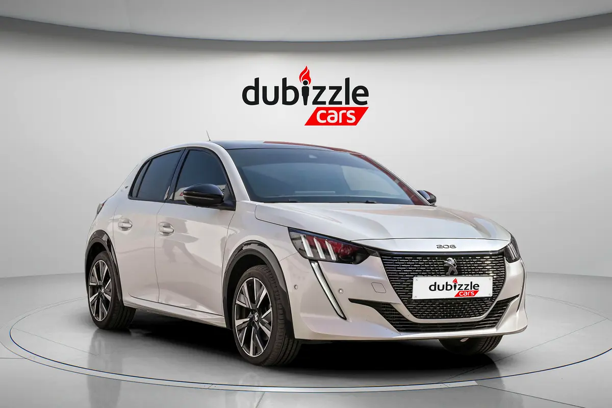 Peugeot 208 2023 — photo 1 of 16
