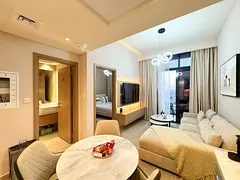 WEROVA - Elegant 1-Bedroom Apartment with Pool &amp; Community Views