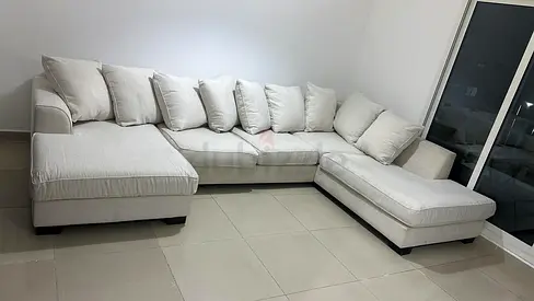 Stylish Modren The ____ One Kingston Sectional Ushape Sofa beige