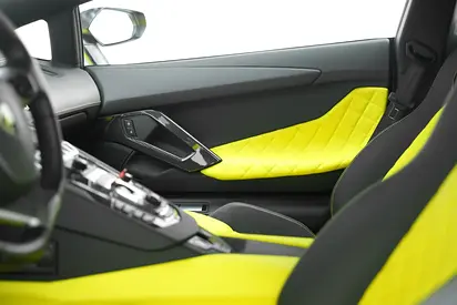 صورة 11 لـ 2014 Lamborghini AVENTADOR