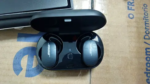 bose quietcomfort earbuds (2024) | For PARTS | Left side making Noise