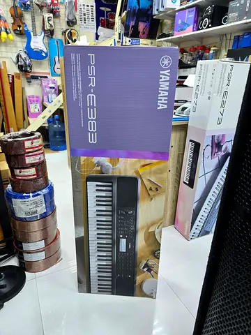 Brand new Yamaha PSR-E383 Keyboard.
