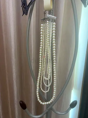 Elegant Multi-Layer Pearl Necklace