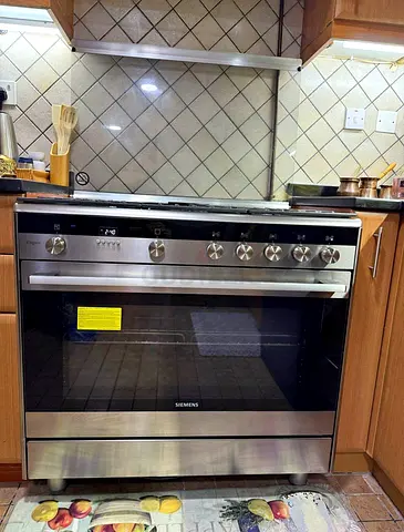 Siemens IQ700, Top Gas and Oven Electric, HQ738357M, 90 cm Freestanding Combination Cooker, German