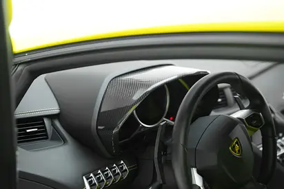 صورة 9 لـ 2014 Lamborghini AVENTADOR