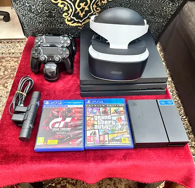 ULTIMATE PS4 Pro 1TB VR Bundle! | GTA V, GT Sport, 3 controllers , Camera and charging dock