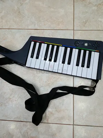 MAD CATZ Xbox 360 Harmonix Rock Band 3 Wireless Keyboard