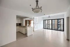 Modern and Spacious Apartment | High Floor