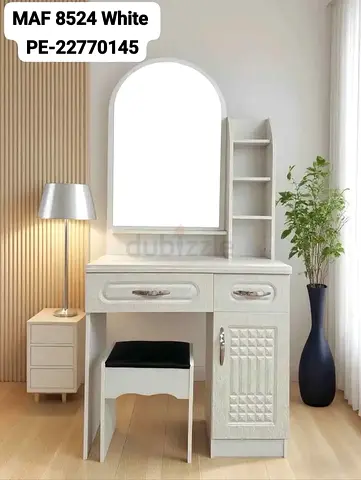 Dressing table / Vanity mirror for sale with small chair. Brand new . Delivery available