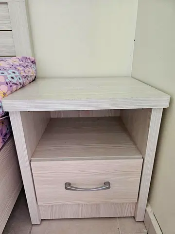 Bed side table - NEW in Perfect Condition