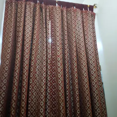 Curtains Very Long from Ceiling to Floor......double back pattern on both sides, thick material