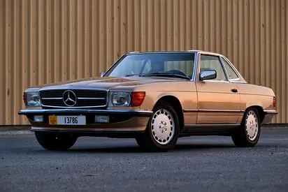Mercedes-Benz 560 SL
