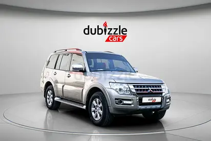 AED 1205/month | 2017 Mitsubishi Pajero  | GCC Specs | Ref#384082