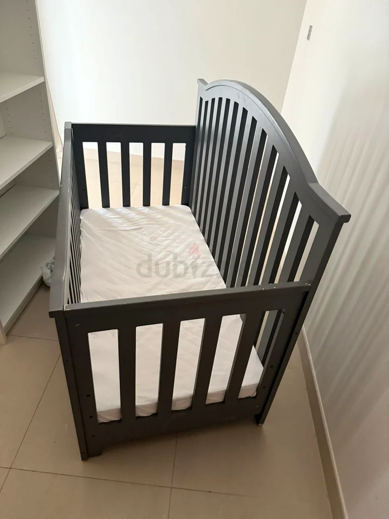 Small baby bed dubizzle