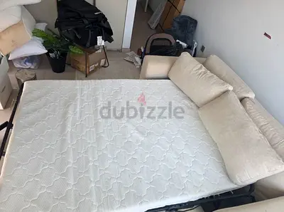 Stylish Convertible Sofa Bed in Excellent Condition