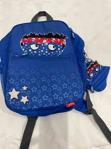 Stylish Blue Kids Backpack with Fun Design, brand Zipit