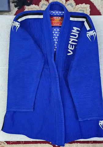 Venum Brazilian Jiu-Jitsu Gi – بدلة جيوجيتسو برازيلية براند