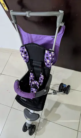 Brand New Purple Stroller - Perfect for Your Little One!