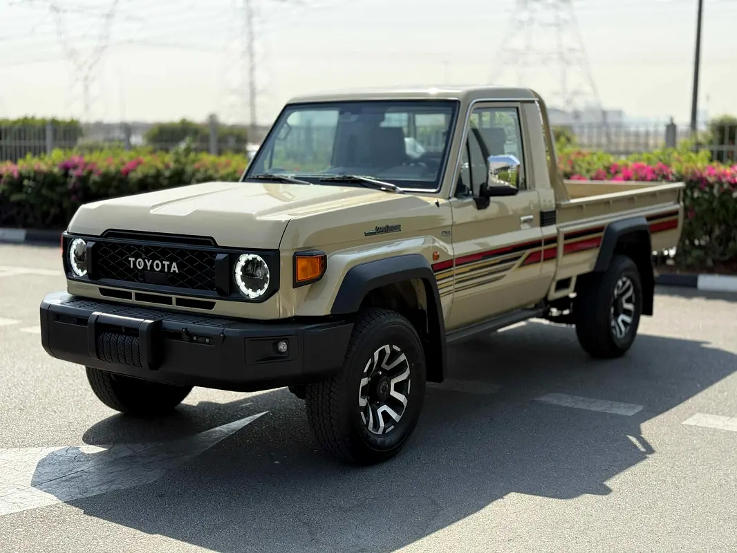 Toyota Land Cruiser 2025 — photo 1 of 16