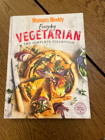 Terrys Vegetarian: The Complete Collection - Womens Weekly -495 pages