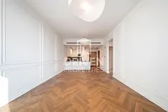 Fully Upgraded | Canal View | Huge Layout