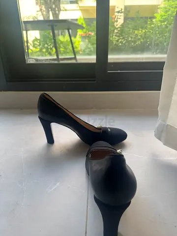 Elegant Chanel  Black Heels - Perfect for Every Occasion