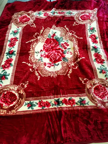 2 ply king size blanket brand new weight 5.8kg approx fixed price no negotiation
