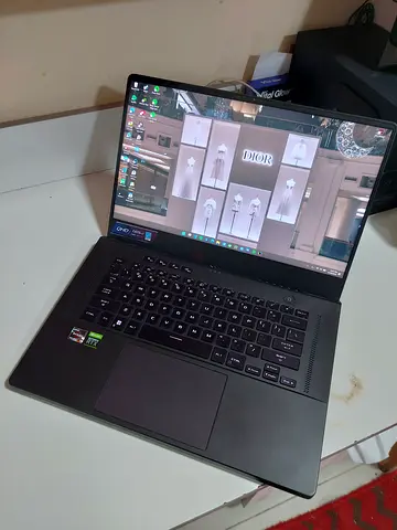 Asus Zephyrus G15, Maxed specs, Original charger