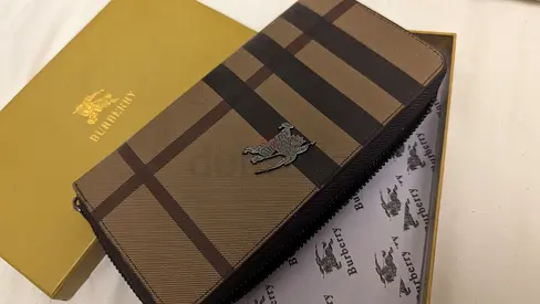 Burberry Wallet in Great Condition