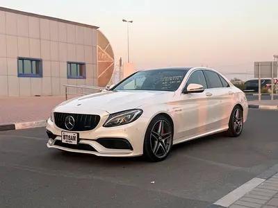MERCEDES C 63 AMG - 2017 - 19,000 kms - FULL OPTION - JAPANESE SPEC