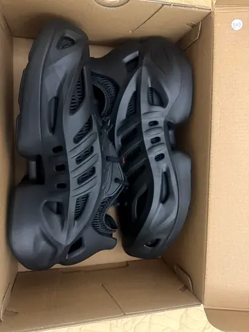 Adidas shoes for men (ADIFOM)