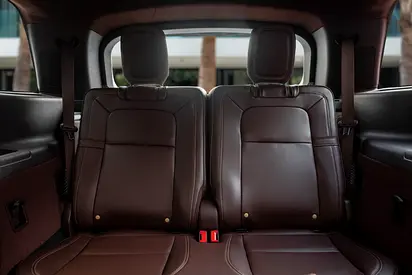 صورة 14 لـ 2023 Lincoln AVIATOR