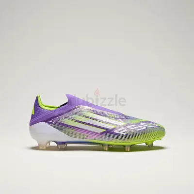 Football boot Adidas F50