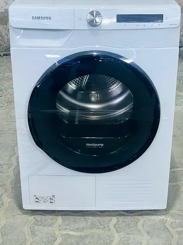 8kg Heat Pump Smart Dryer with Intelligent AI Dry - DV80T5420AW.  Perfect condition