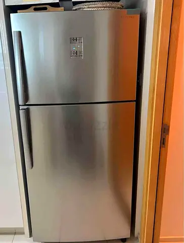 Samsung 720 LRefrigerator – 80 cm Width x 180 cm high Stylish modern design